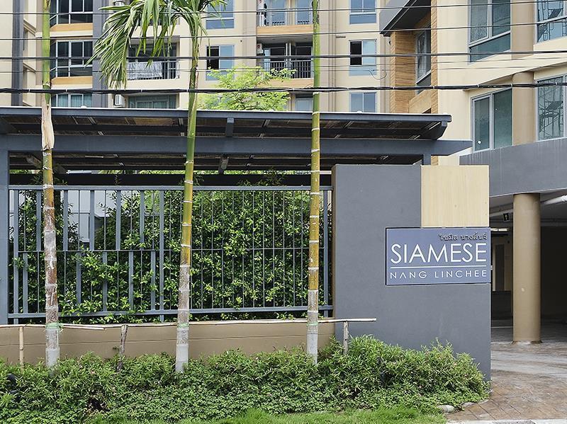 Siamese Nanglinchee Apartment Bangkok Exterior photo